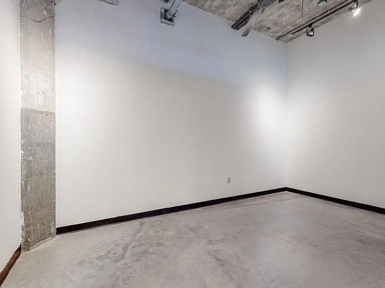 Reynolds Lofts — Photo 36