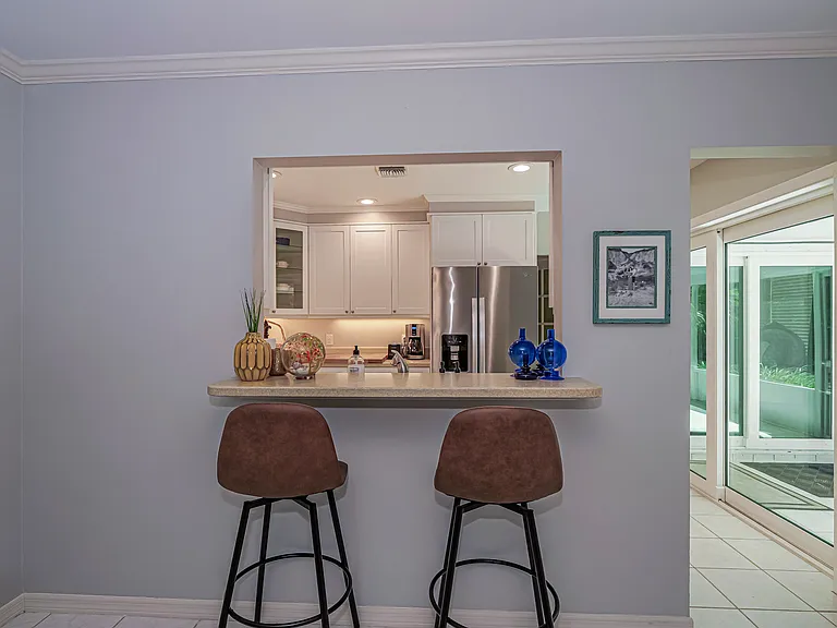1405 Treasure Cove Ln — Photo 10