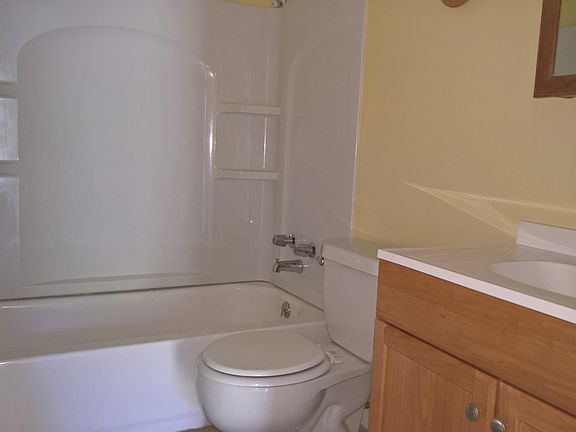 4th image of 105 Reasha Ln