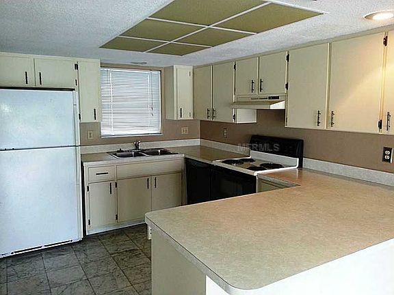 2nd image of 1400 Mineo Dr #2