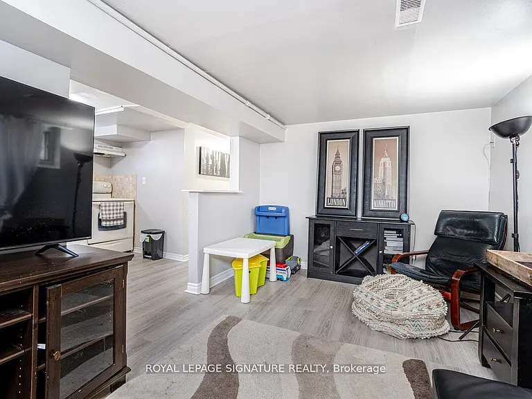 1078 Eastmount Ave #2 — Photo 12