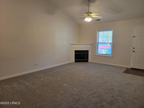 3rd image of 140 Cedar Grove Circle