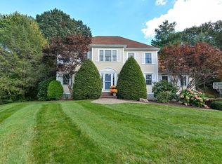 2 Messinger Ave, Foxboro, MA 02035