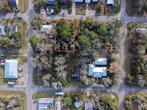 4th image of 193 10th St