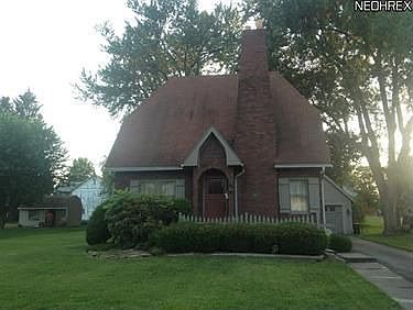 1st image of 151 Court St