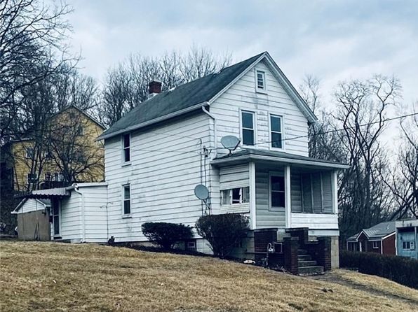 233 Spang Ave, Leechburg, PA 15656