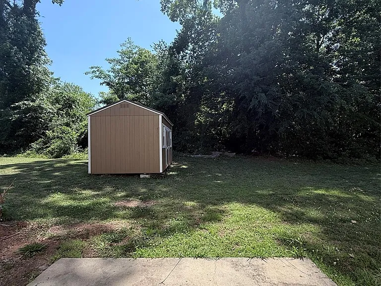 4615 Willard St — Photo 23