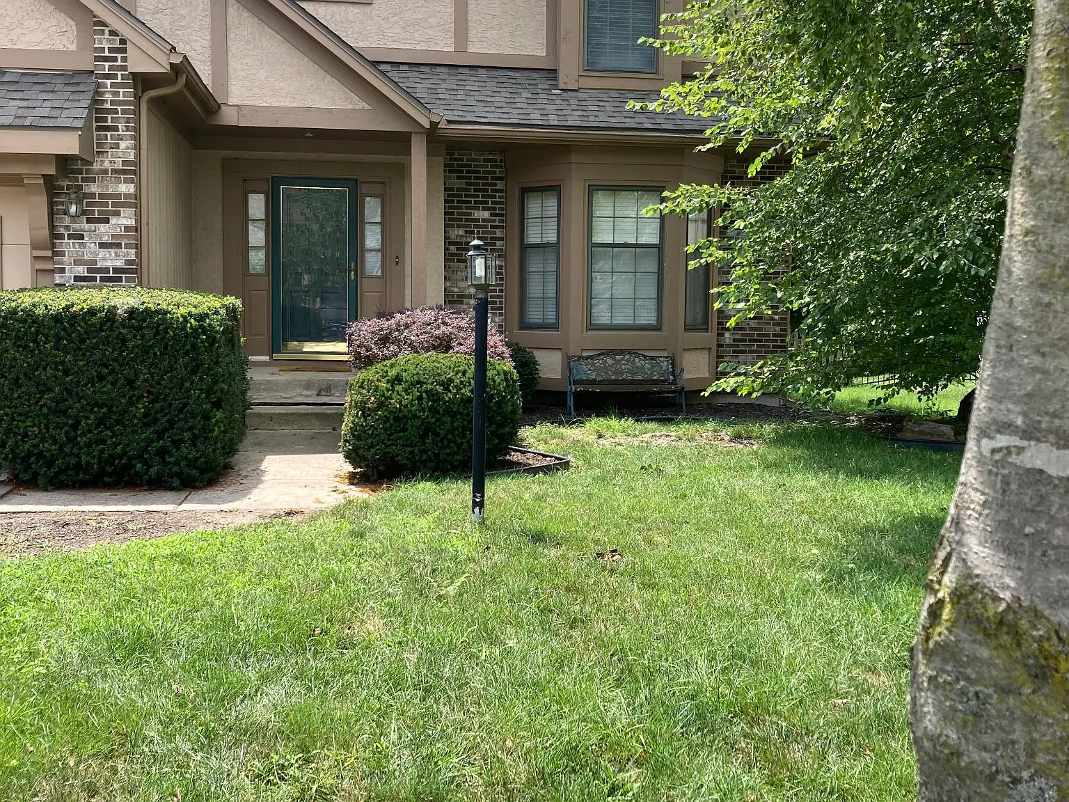 W 152nd Ter, Overland Park — Photo 2