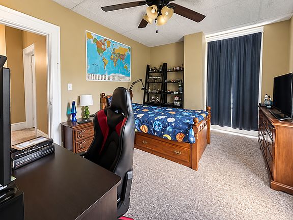 5th image of 36 & 38 Walnut Ave #36