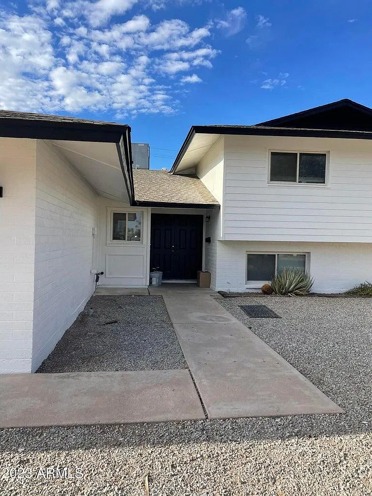 5 bed, 3.5 bath, $4,999 — Photo 3
