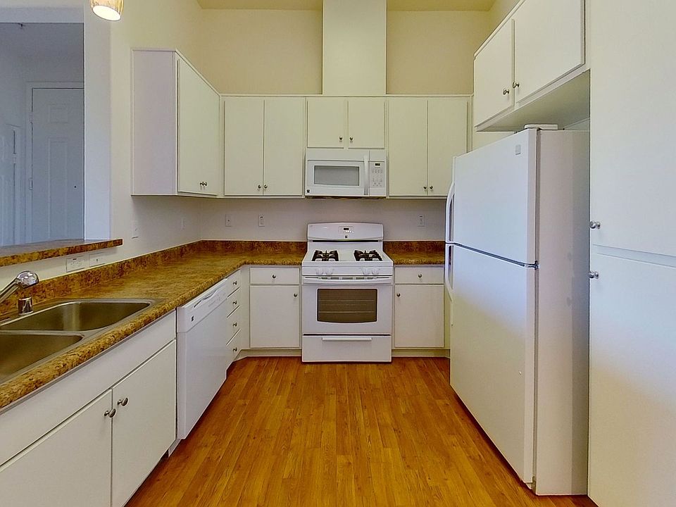 Avila Apartment Homes 28155 Encanto Dr Menifee CA Zillow