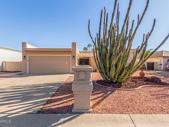 2nd image of 25813 S BRENTWOOD Drive