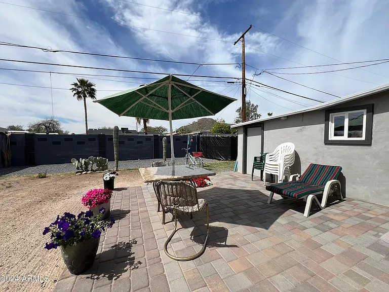 9502 N 2nd Pl — Photo 8