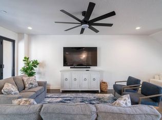 4242 W Cambridge Pkwy N, Hurricane, UT 84737