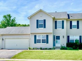 232 Heatherfield Ln, Dekalb, IL 60115