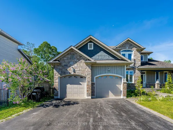2295 Shore Ln, Wasaga Beach, ON L9Z 2X7