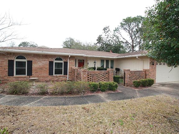 3rd image of 3 Ipswich Cir