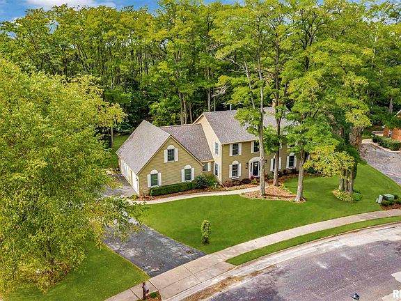3rd image of 9903 N Townsend Dr