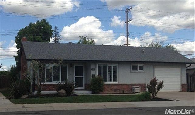 1st image of 801 Holly Dr