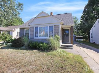 136 W 28th St, Holland, MI 49423