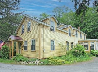 49 S Main St, Haydenville, MA 01039
