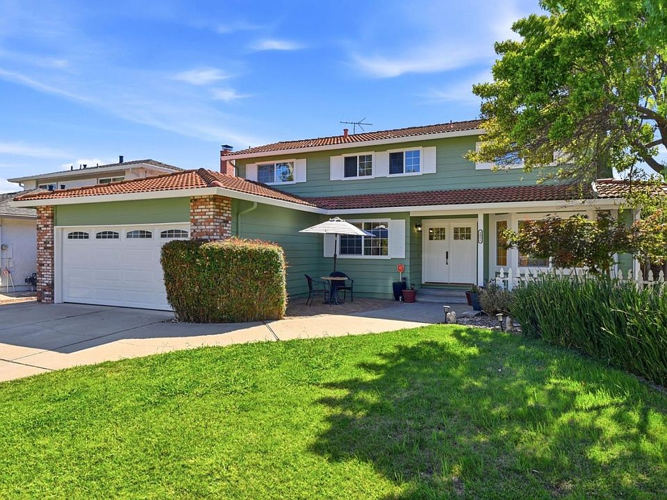 1st image of 1091 Colette Dr