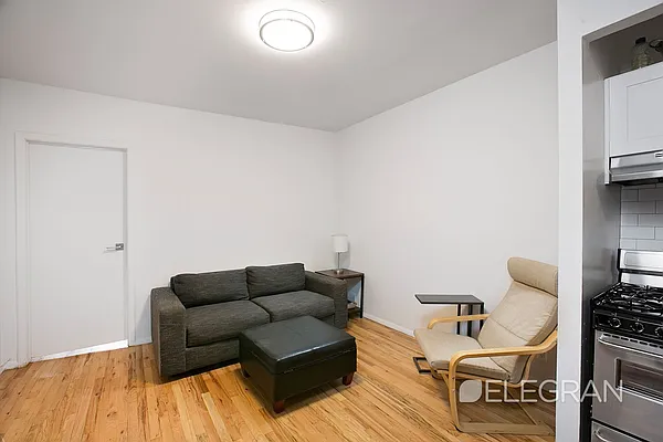 Rented by (Legacy) Elegran | media 13