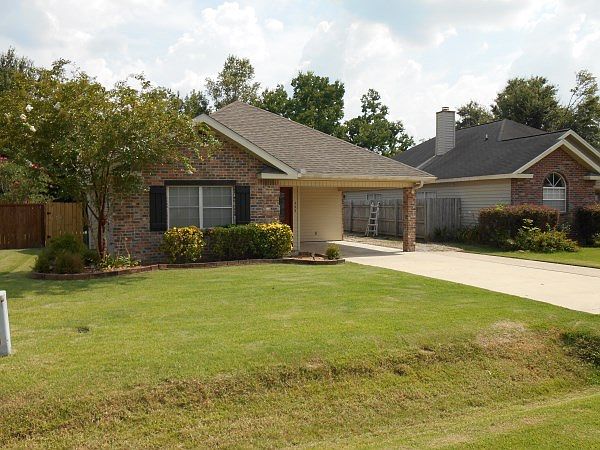 1st image of 205 Langley Dr