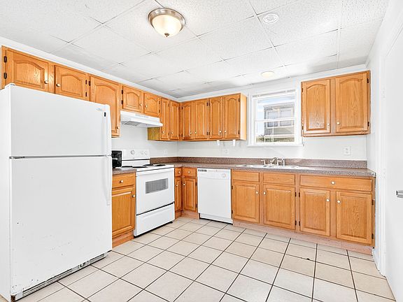 2nd image of 1216 Brandywine St APT A
