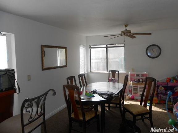 5th image of 6706 Montauban Ave