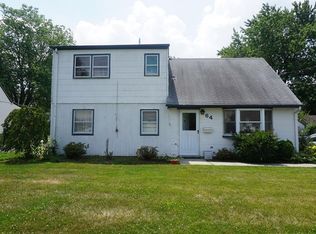 64 W George Pl, Iselin, NJ 08830