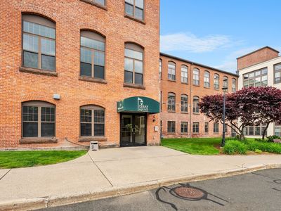 33 Mechanic Street #214, Windsor, CT, 06095