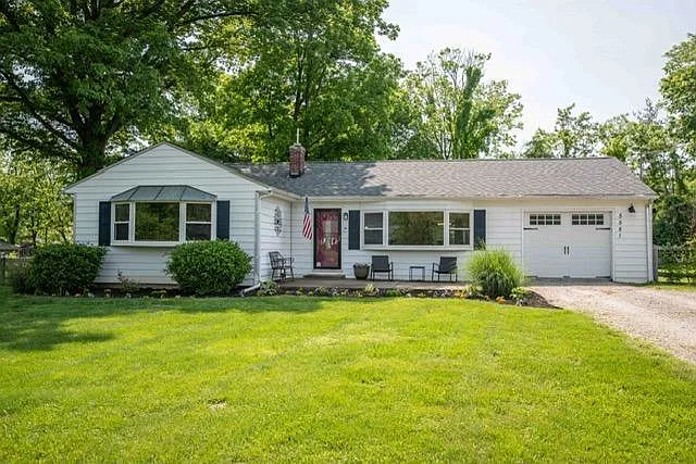 5581 Betty Ln photo 1