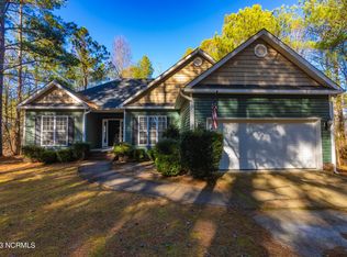 881 Thrush Dr, Vass, NC 28394