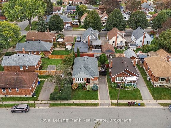 5th image of 379 Arthur St