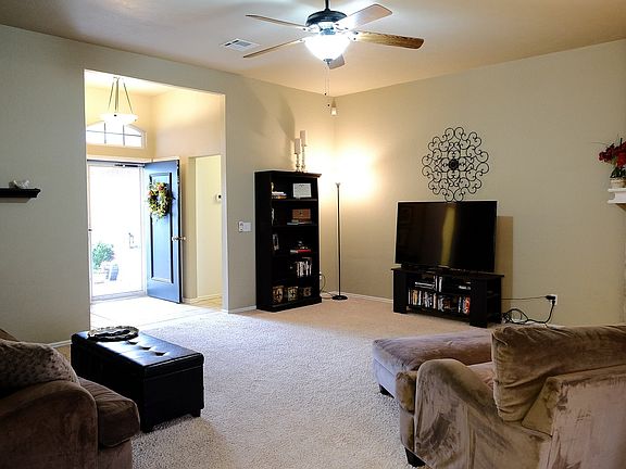 4th image of 17304 Cedarwood Dr