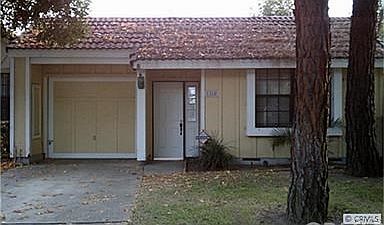 1st image of 1560 Club Dr