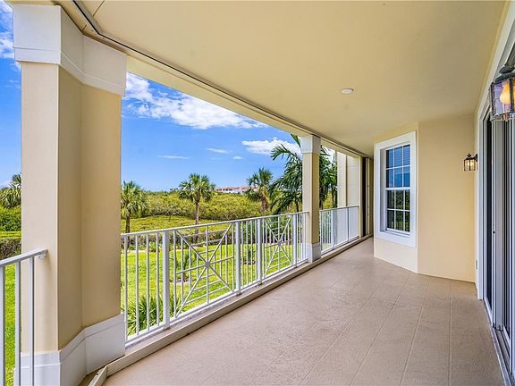 3rd image of 5055 N Harbor Dr APT 201
