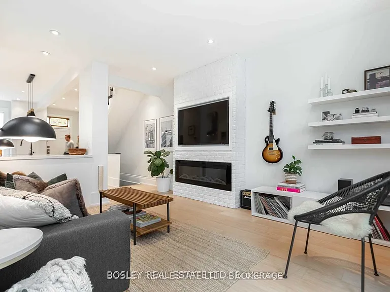 443 Shuter St — Photo 8