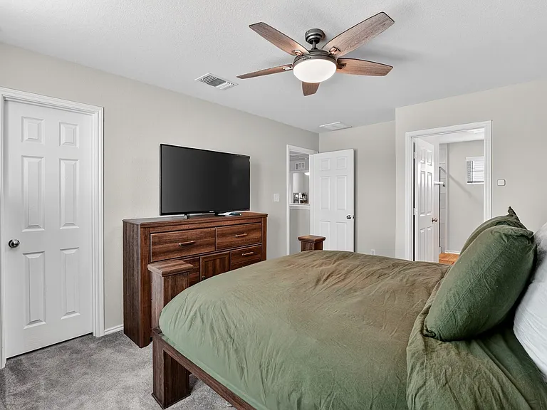 712 Black Alder St — Photo 8
