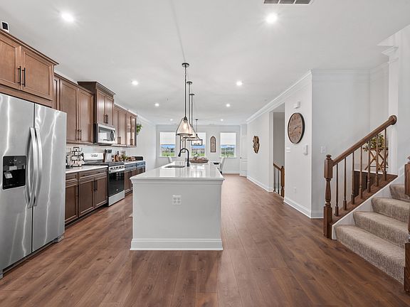 3rd image of 4514 Reaney Ln