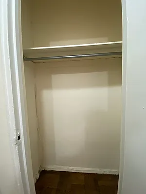 Rented by Green Home NY Realty LLC | media 14