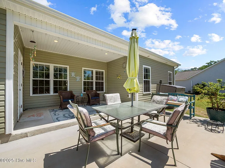 512 Hazelwood Dr — Photo 31