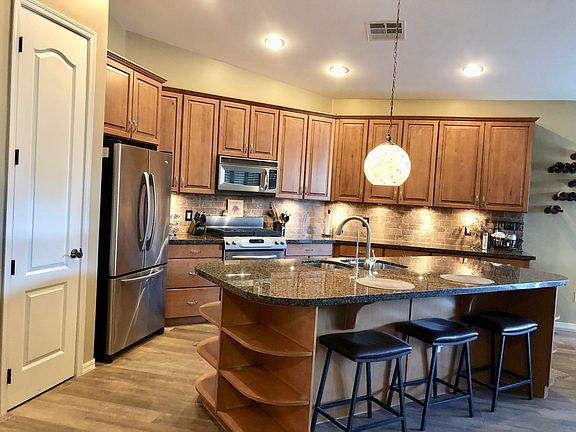 4th image of 2433 E Dogwood Dr