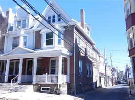 25 S 14th St, Allentown, PA
