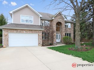 1530 N Trailside Ct, Palatine, IL 60067
