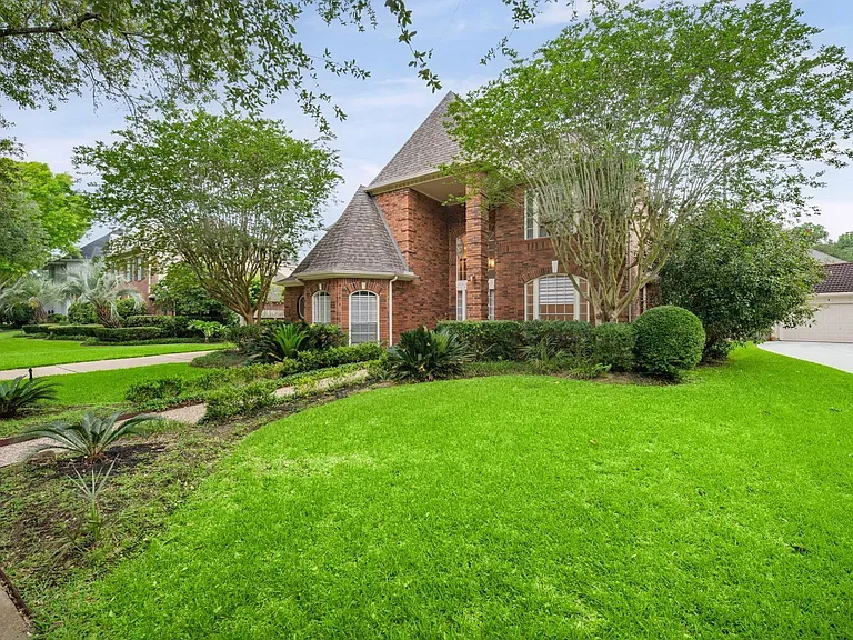 3622 Springhill Ln — Photo 29