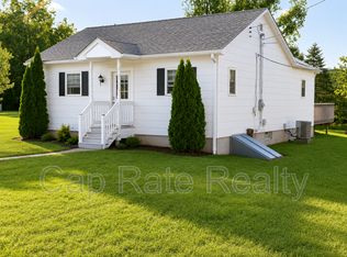 56 Clinton St, Canal Winchester, OH 43110