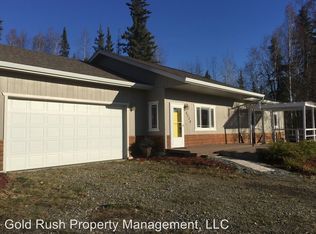 2320 Onyx Rd, North Pole, AK 99705