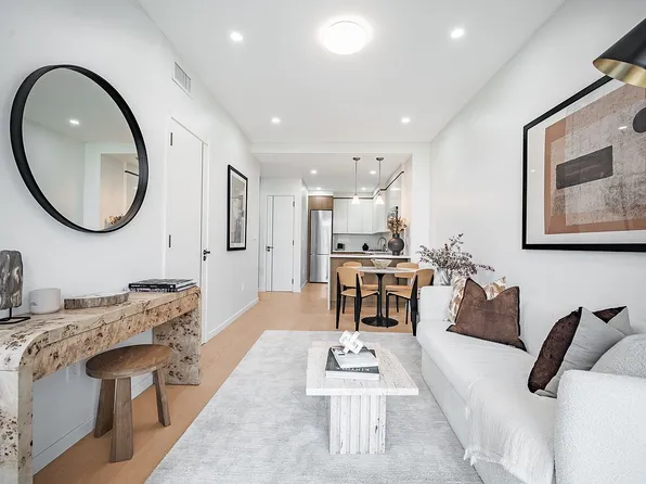 11-52 44th Dr #3B, Long Island City, NY 11101